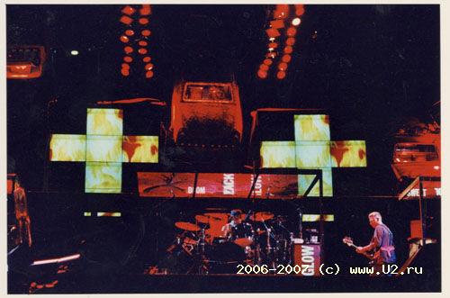 U2