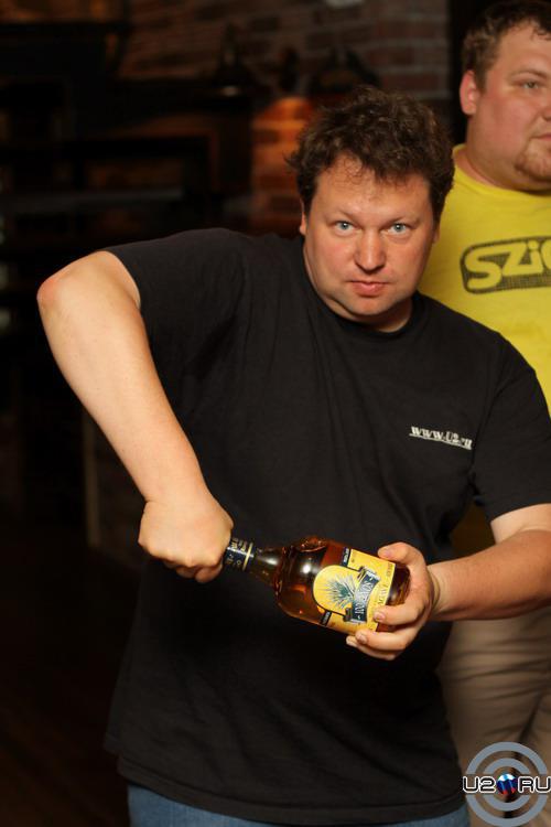 Взял за горло