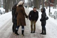 В присядку)