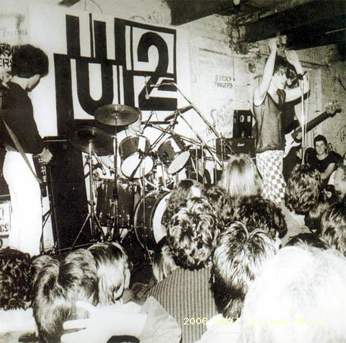 U2 U2