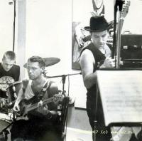 U2