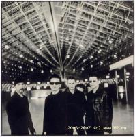 U2