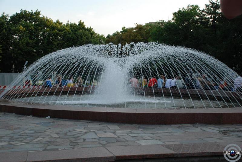 Фонтанчег