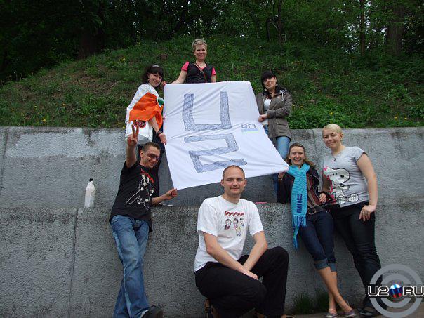 U2 флаг