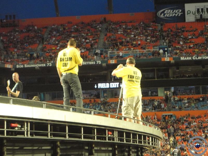 U2 Fan Cam