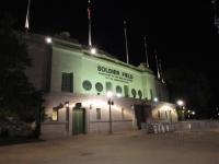 Soldier Field в Чикаге. Наконец-то стадион нормальных размеров в центре города