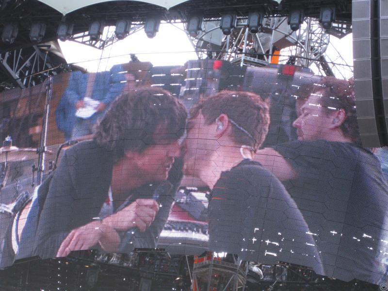 Kiss