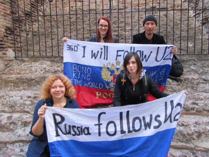 в Колизее со своим добром )))