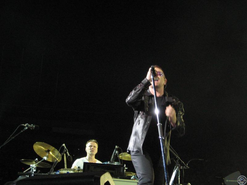Bono & Larry