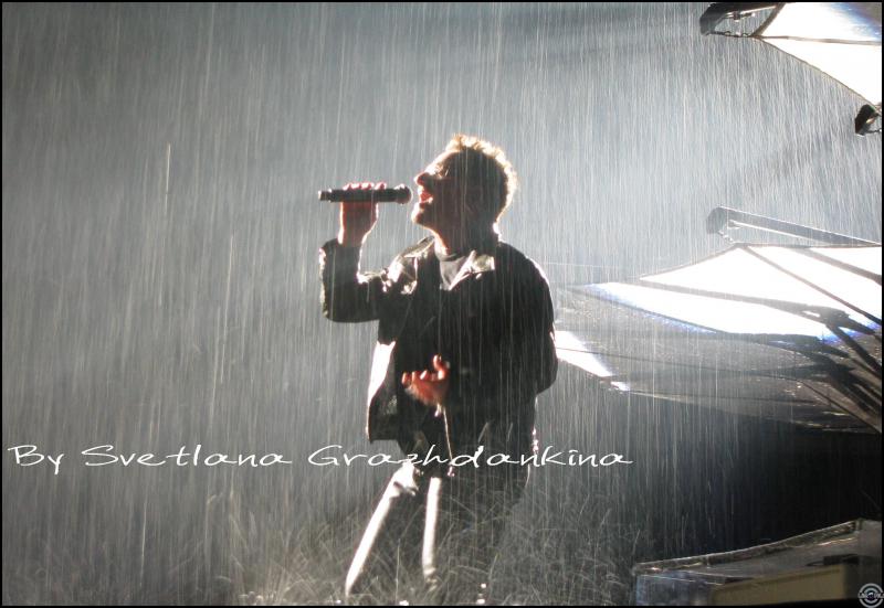 singing in the rain
