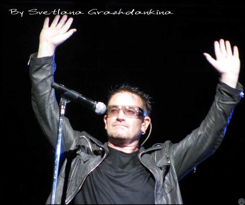 hands up)