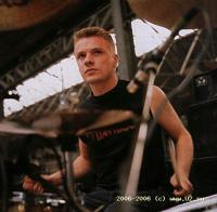larrydrums.jpg