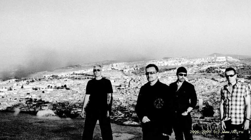 c U2.COM c U2.COM