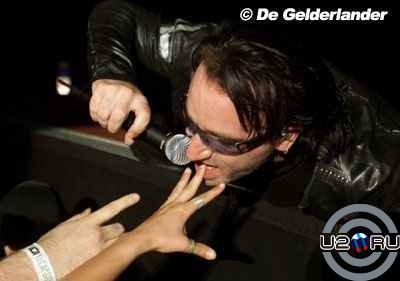 Let me taste your fingers!