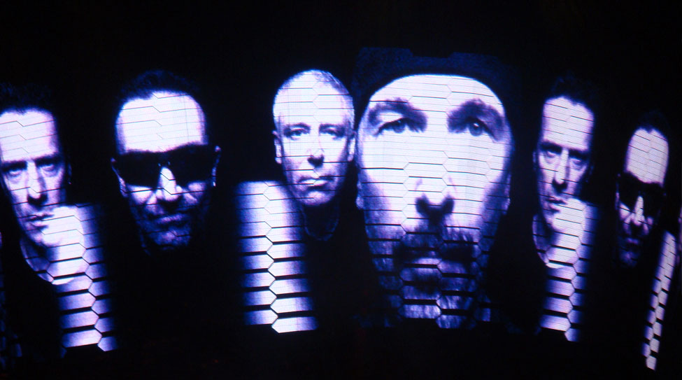 u2-barcelona-360-tour-crazy.jpg